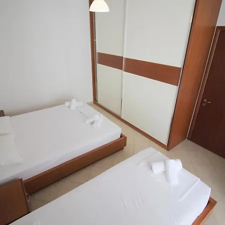 Apartament Demaj Apartment.