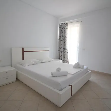 Demaj Apartment. Saranda